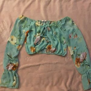 Long sleeve fancy crop top